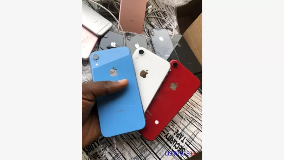 BLUE IPHONE XR 64GB FOR SALE