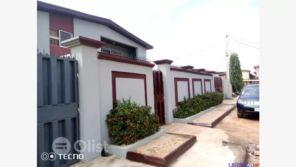 ₦650,000 Lovely 2 bedrooms at Boys Town Ipaja